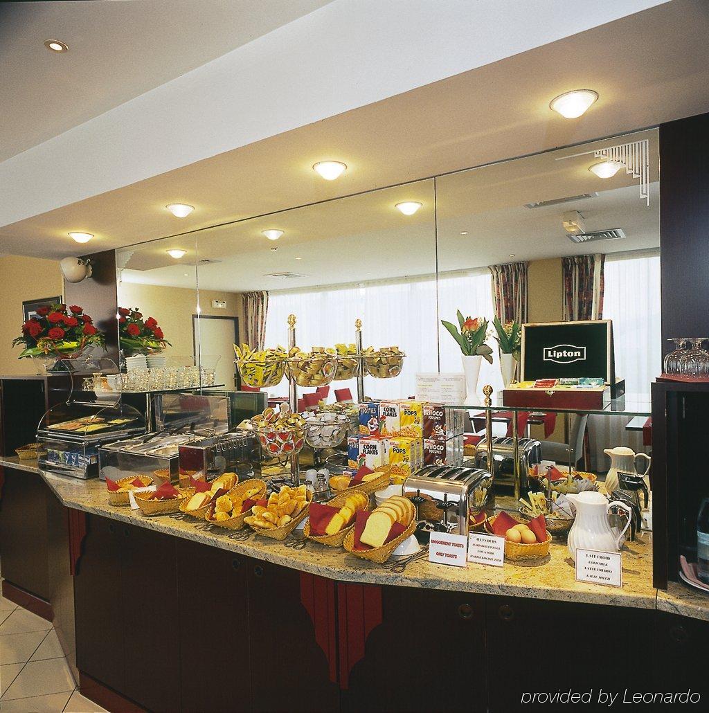 Mercure Saint Raphael Centre Plage Restaurant photo